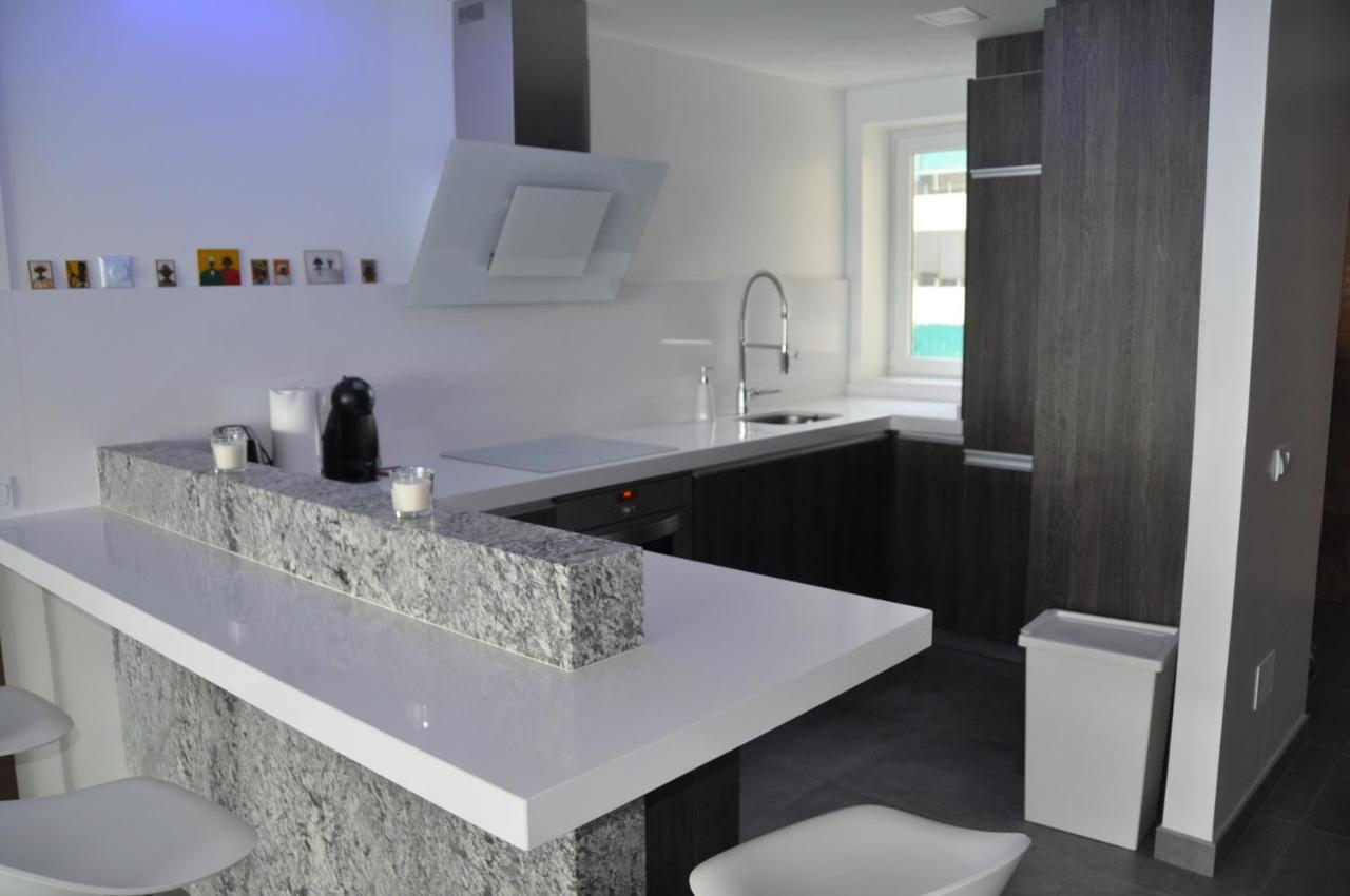 Magnifique Appartement Avec Une Incroyable Vue Sur Mer Торремолинос Экстерьер фото